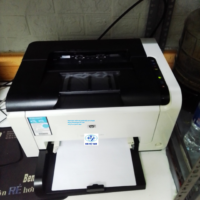 thay mực máy in hp cp1025